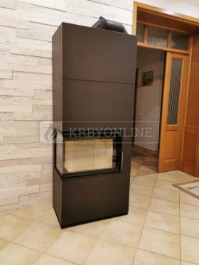 Hein Solid L accum veľkoformátová keramika s kvalitnou krbovou vložkou a dizajnovým sklom v predsieni krbyonline