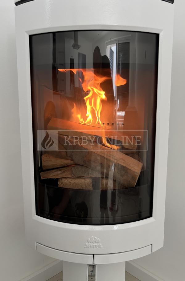 Jotul F 373 biely smalt liatinové kachle krbyonline